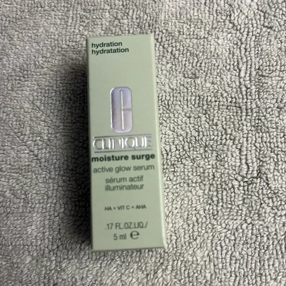 Clinique Moisture Surge Active Glow Serum Travel Size 0.17 oz - 5 ml